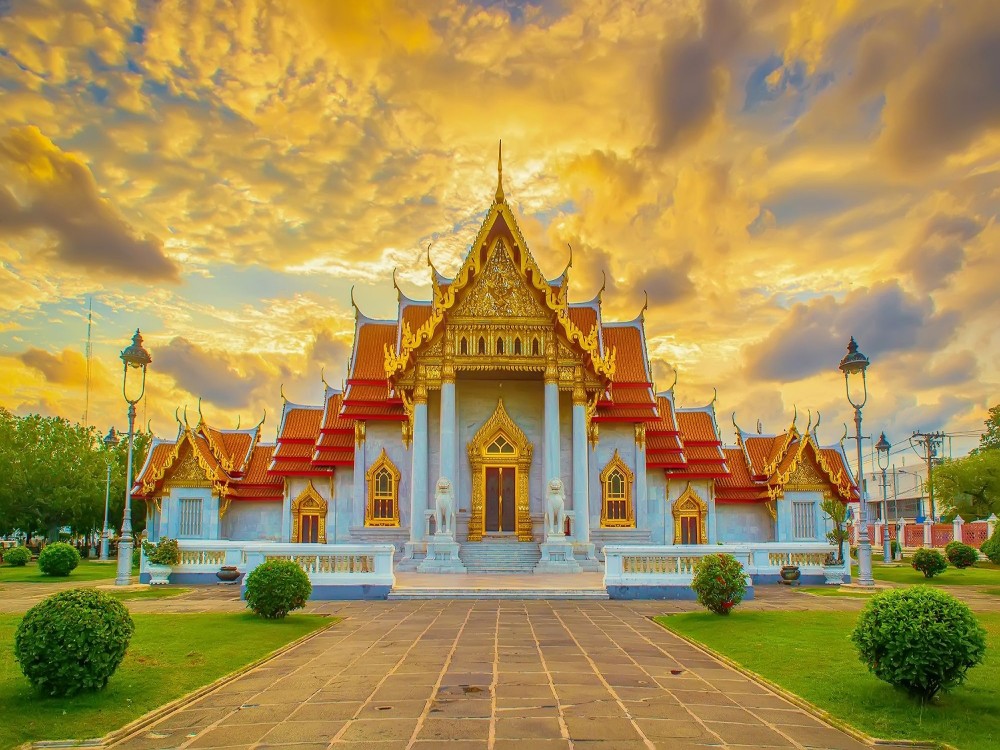  Marble Temple (Wat Benchamabophit)