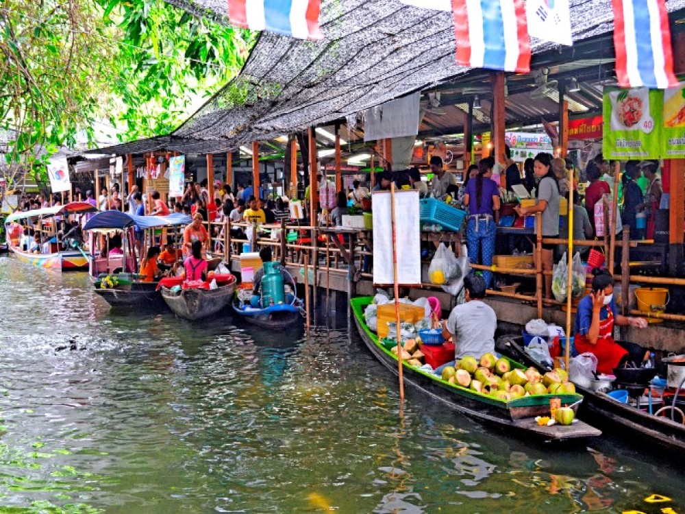 Khlong Toei Market