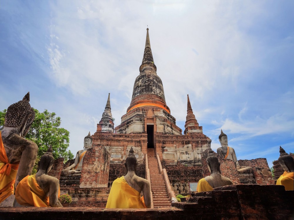  Wat Yai Chai Mongkhon