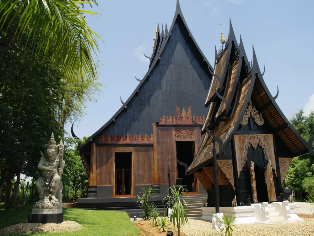 Artist House at Klong Bang Luang (Baan Silapin) 