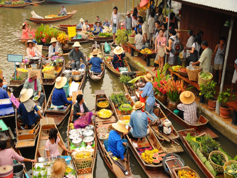 Amphawa Floating Market