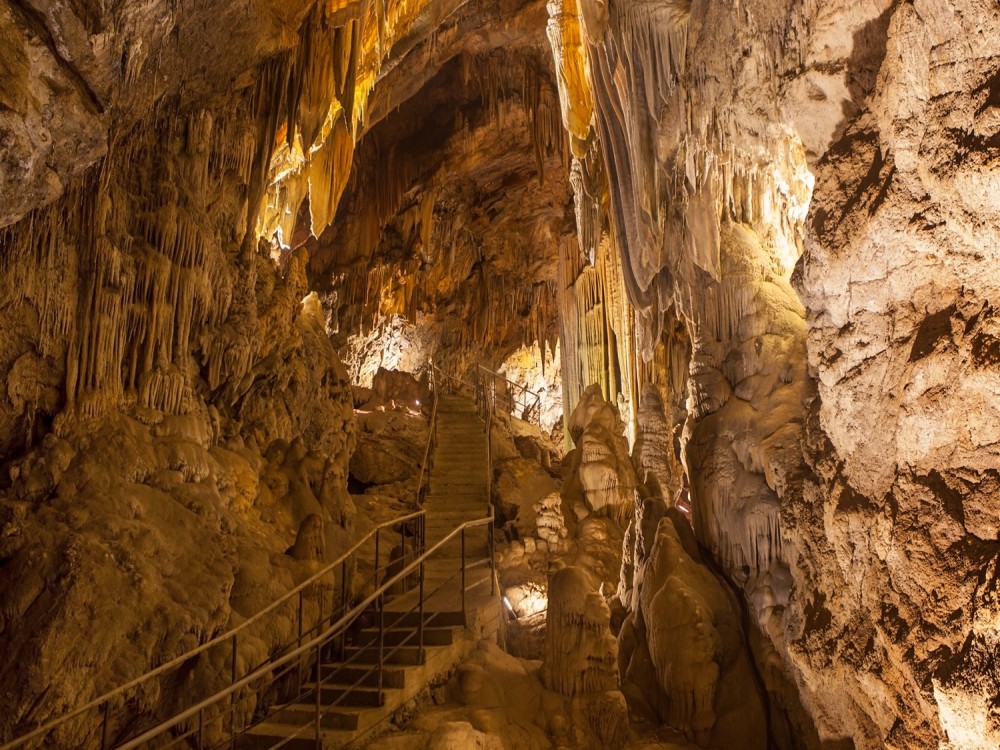 Damlatas Cave