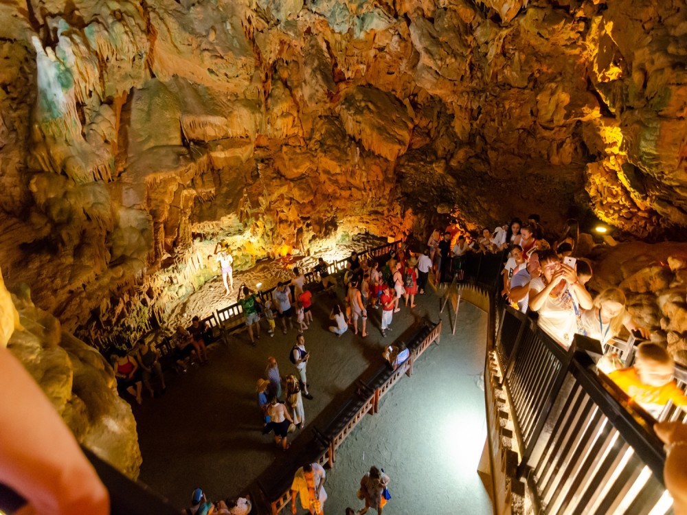 Damlatas Cave