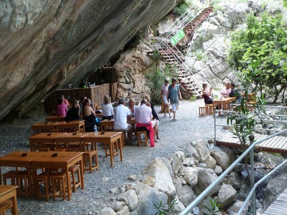 Dwarf Cave