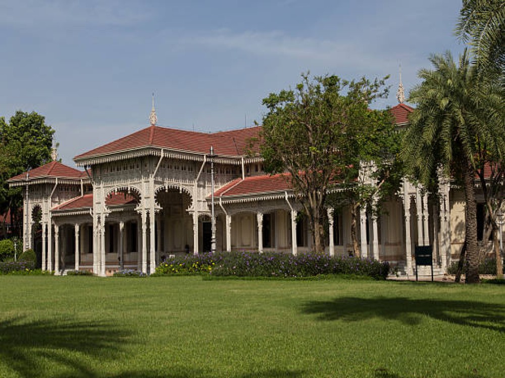 Abhisek Dusit Throne Hall