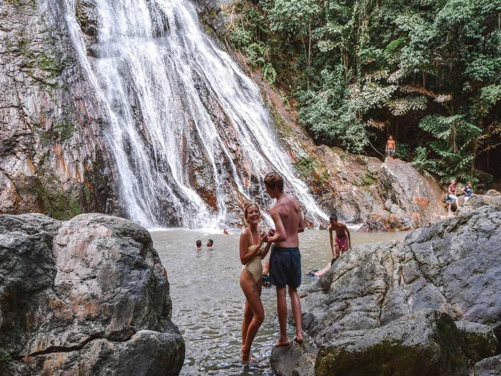 Na Muang Waterfall
