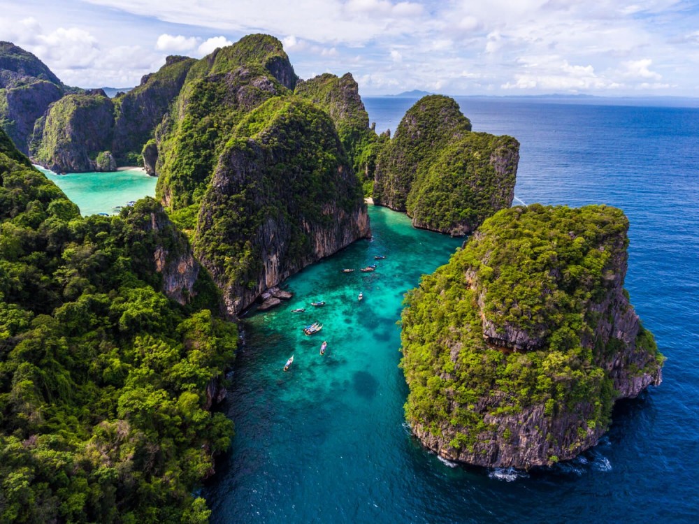 Phi Phi Islands (Koh Phi Phi) 