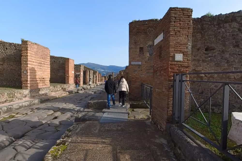 From Naples: Pompeii and Vesuvius Guided Day Trip with Lunch | ®ExcursionMania
