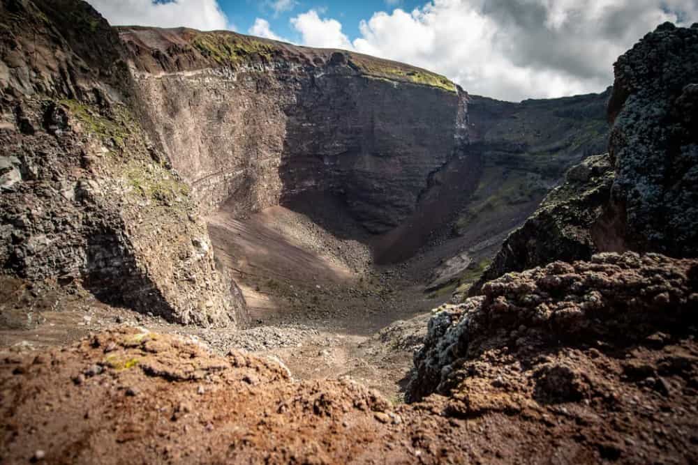 From Naples: Pompeii and Vesuvius Guided Day Trip with Lunch | ®ExcursionMania