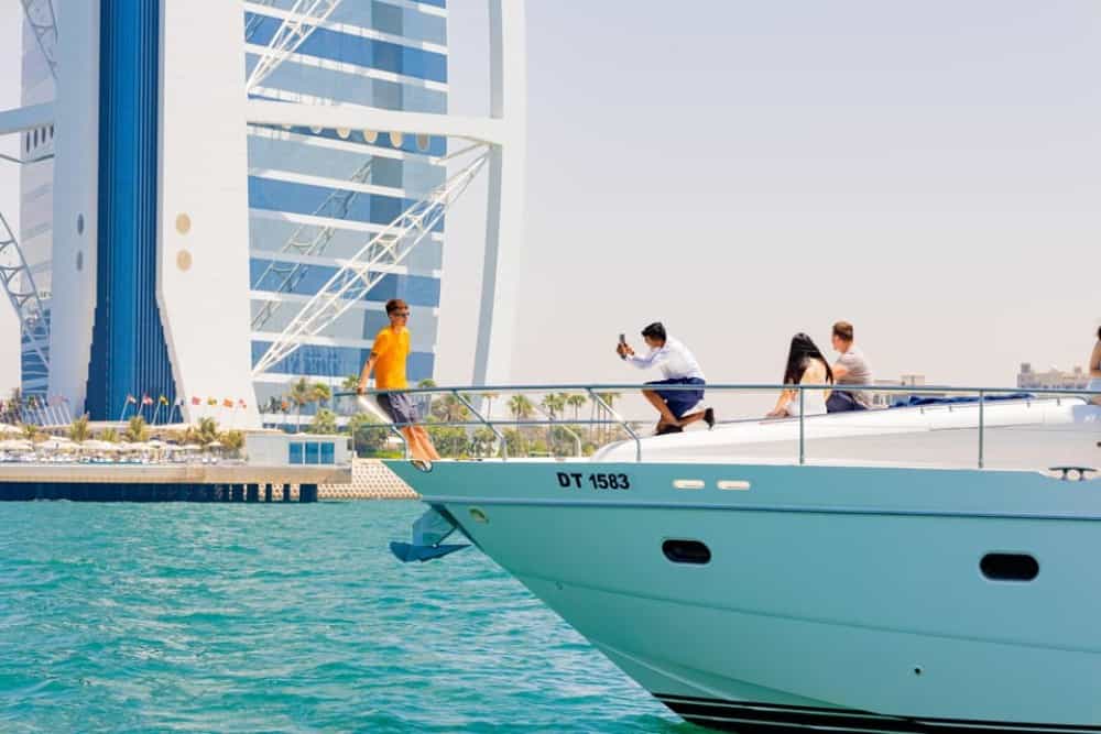 Dubai: Luxury Yacht Tour with Options to Add a BBQ Lunch | ®ExcursionMania