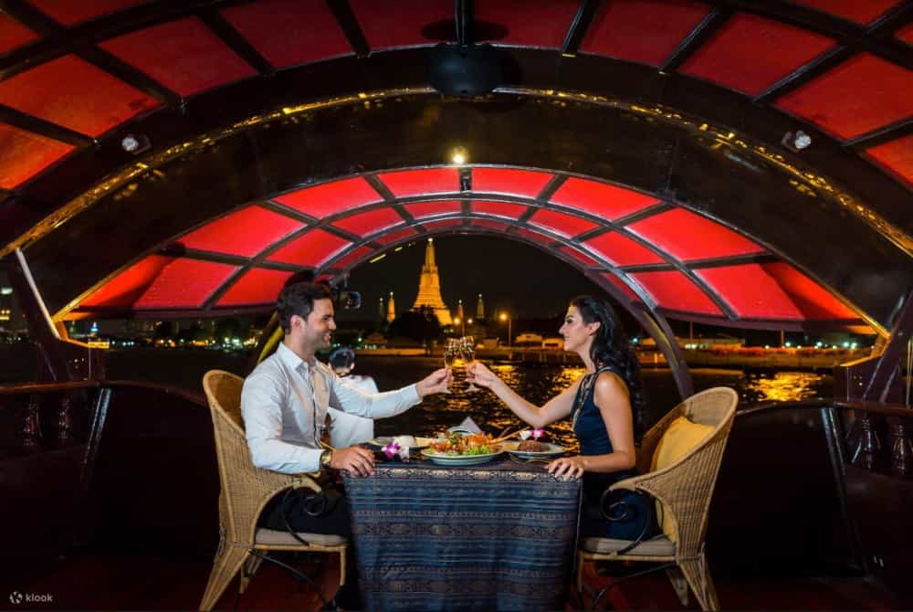 Asiatique The Riverfront