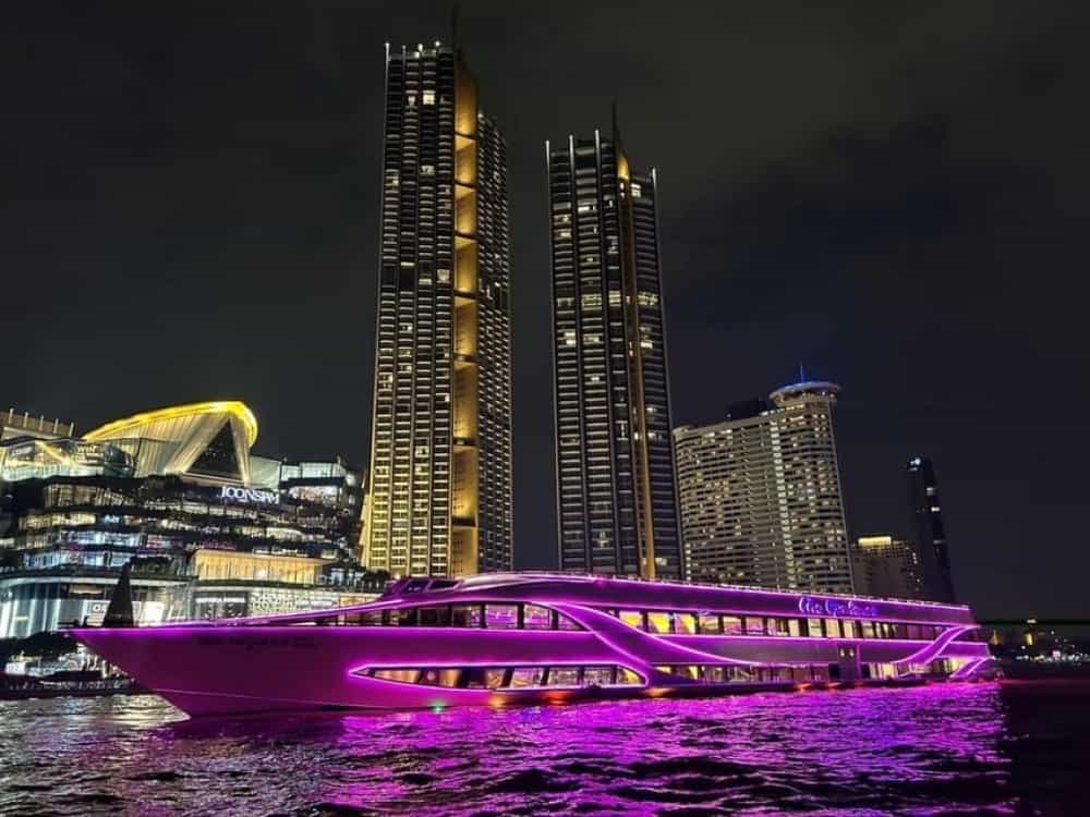 Asiatique The Riverfront