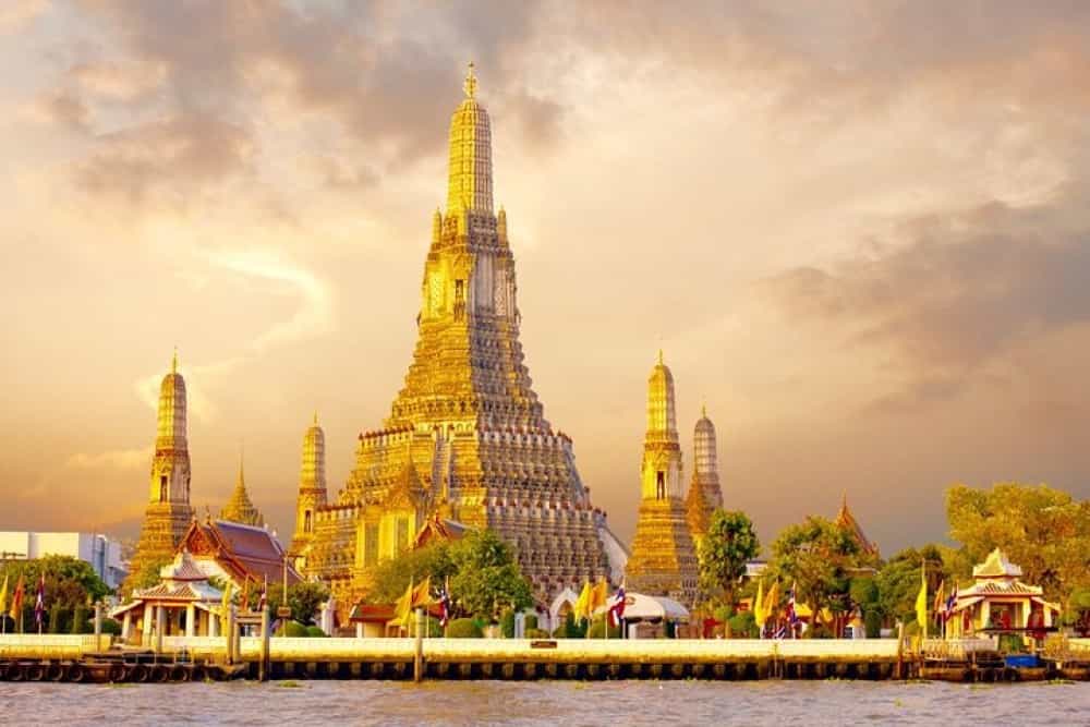Asiatique The Riverfront