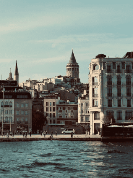 Istanbul: Bosphorus & Golden Horn Cruise Daytime or Sunset | ®ExcursionMania