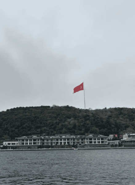 Istanbul: Bosphorus & Golden Horn Cruise Daytime or Sunset | ®ExcursionMania