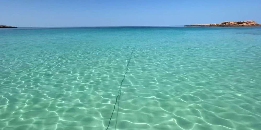 Muscat: Daymaniat Islands Snorkeling Trip | ®ExcursionMania