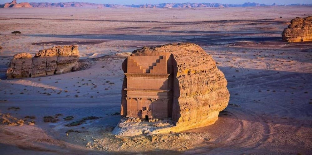 Saudi Arabia: the Beauty of AlUla with a Day Tour | ®ExcursionMania
