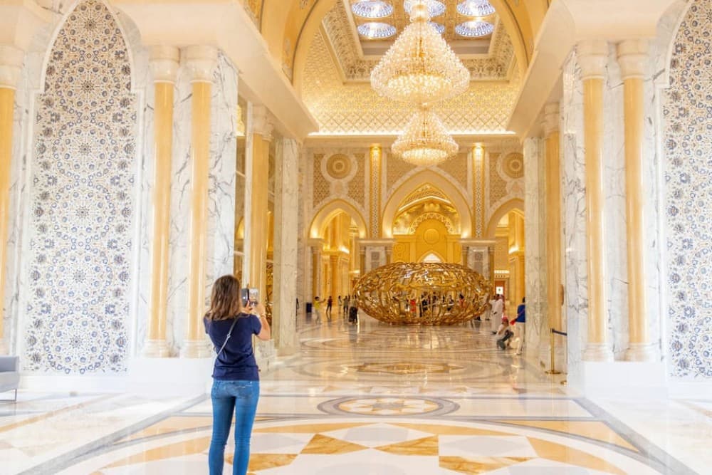 From Dubai: Abu Dhabi Sheikh Zayed Mosque and Qasr Al Watan | ®ExcursionMania