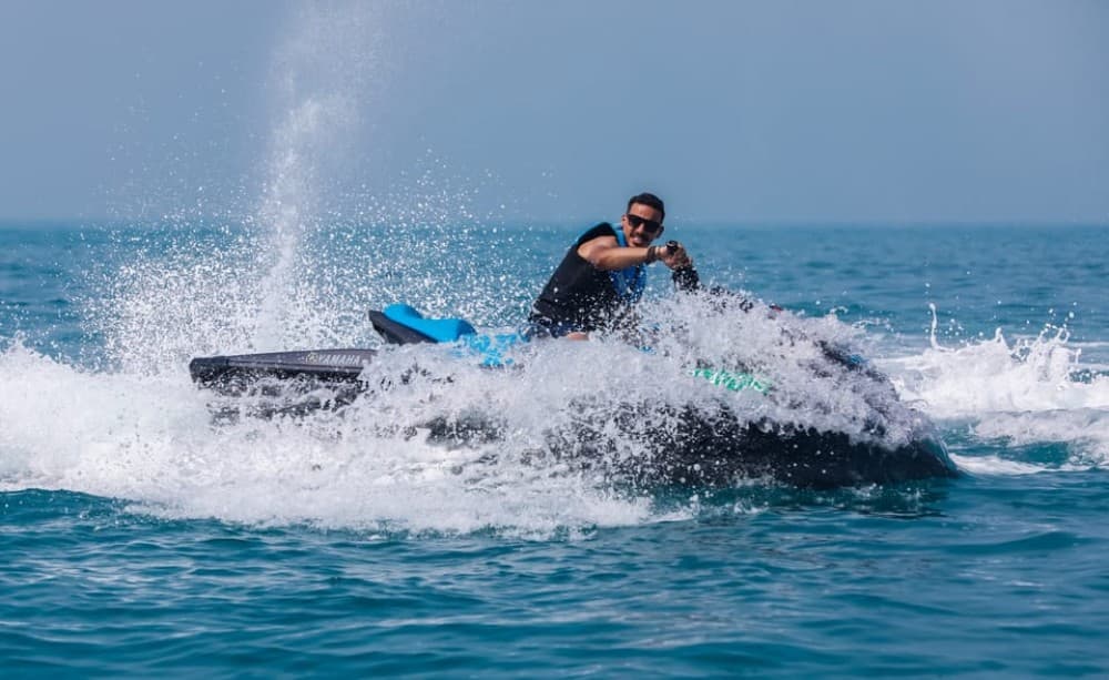 Dubai: Jetski, Burj Khalifa, Burj Al Arab, Juice, & Photos | ®ExcursionMania