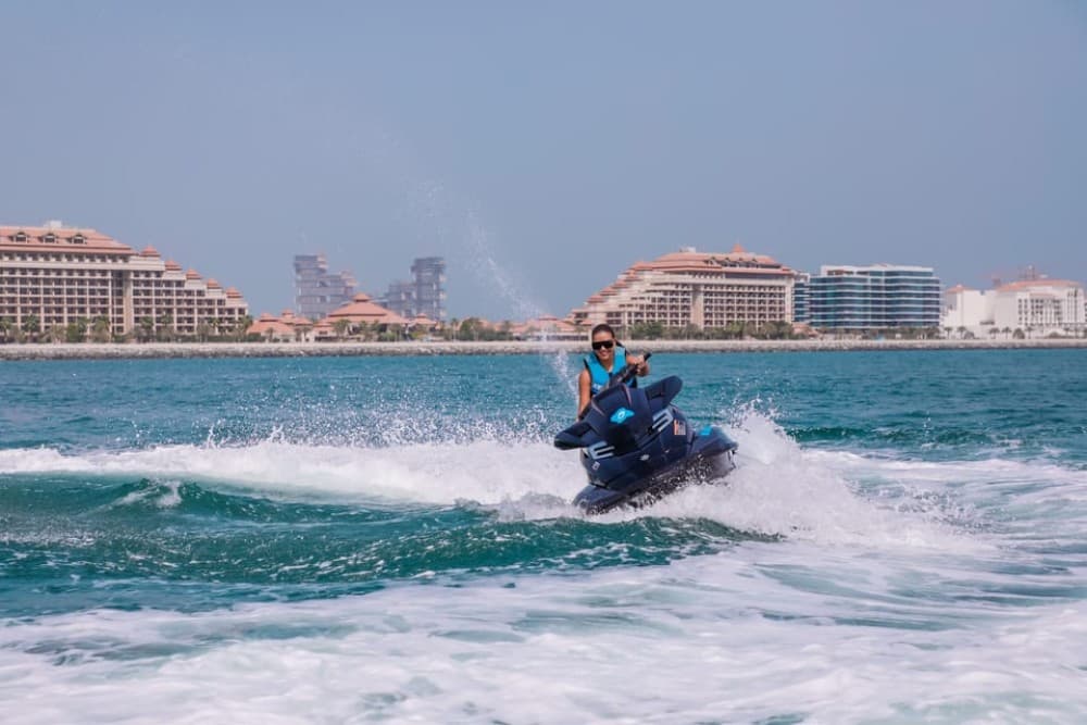 Dubai: Jetski, Burj Khalifa, Burj Al Arab, Juice, & Photos | ®ExcursionMania