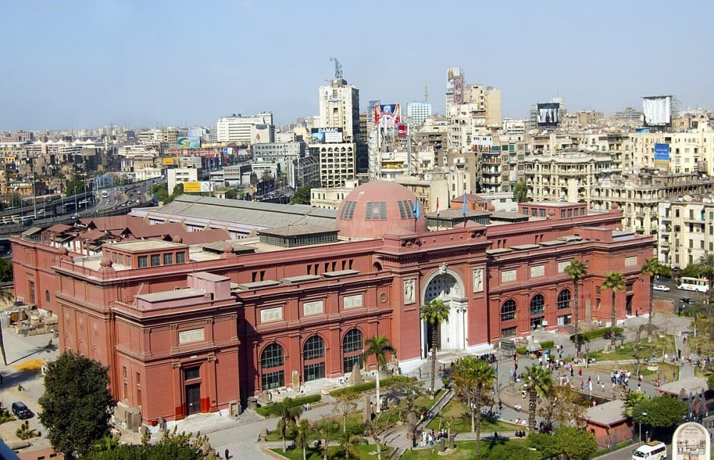 Hurghada to Cairo: Full-Day Tour One Way Bus & Flight Return | ®ExcursionMania