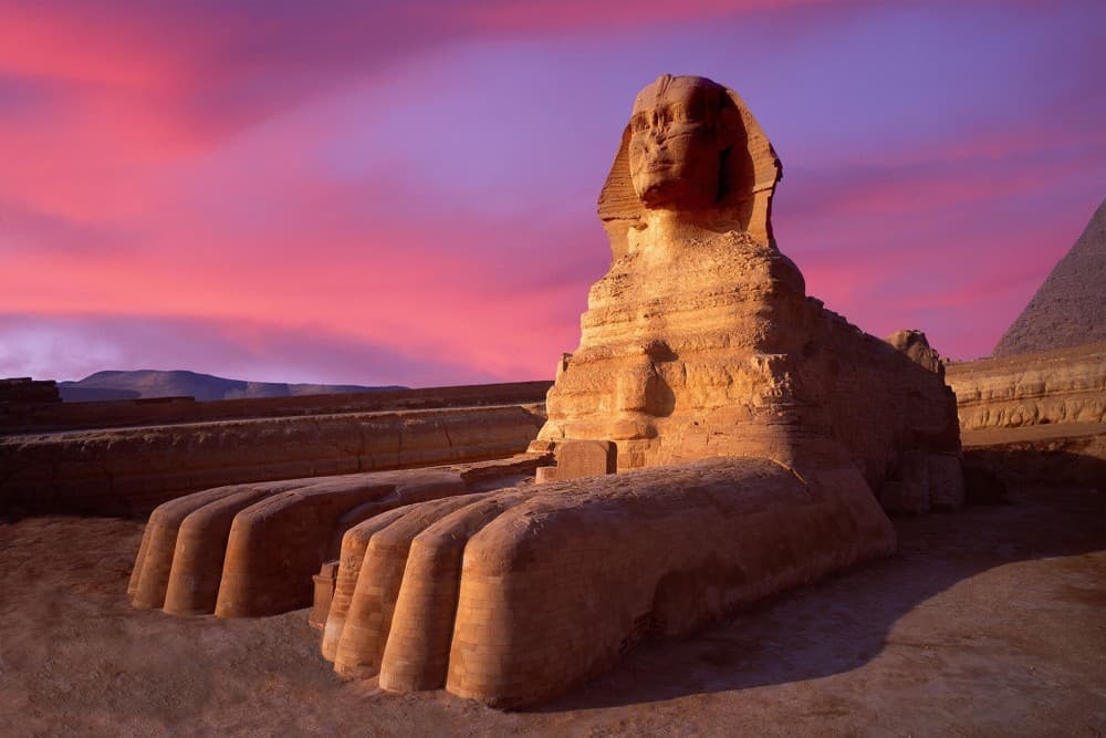 Hurghada to Cairo: Full-Day Tour One Way Bus & Flight Return | ®ExcursionMania