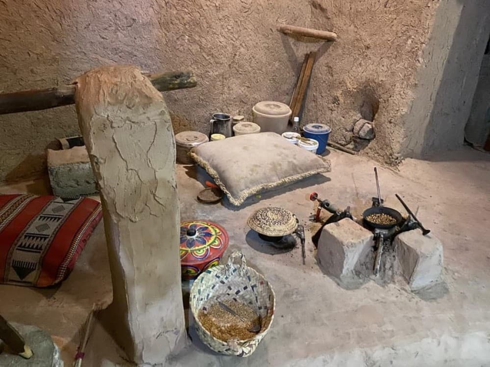 From Muscat: Nizwa  Al Hamra with Jebel Shams Night Stay | ®ExcursionMania
