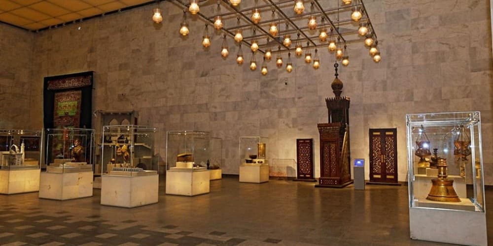 Cairo: Giza Pyramids sphinx and National Museum with Lunch | ®ExcursionMania