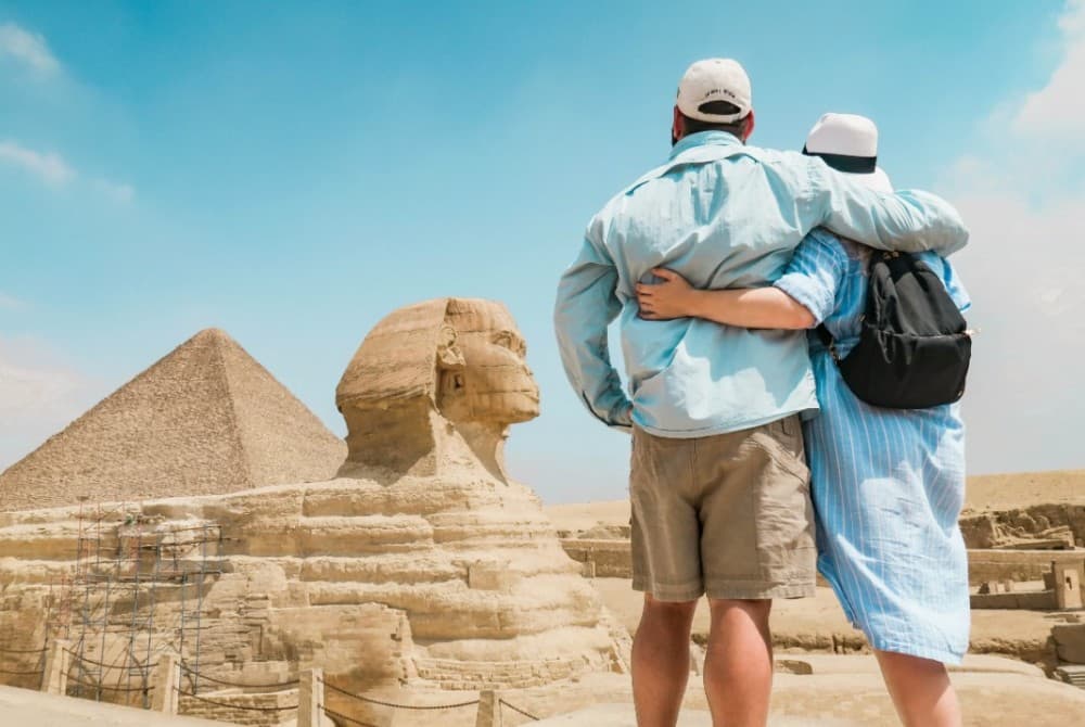 Cairo: Giza Pyramids sphinx and National Museum with Lunch | ®ExcursionMania