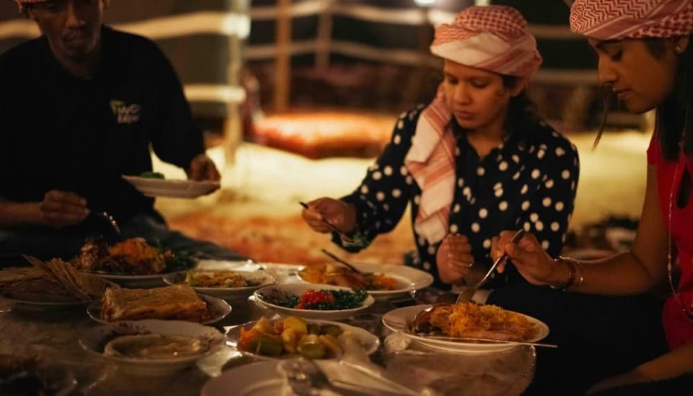 Dubai: Al Marmoom Oasis Camp Experience with Bedouin Dinner | ®ExcursionMania