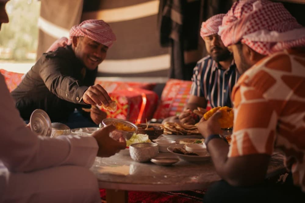 Dubai: Al Marmoom Oasis Camp Experience with Bedouin Dinner | ®ExcursionMania