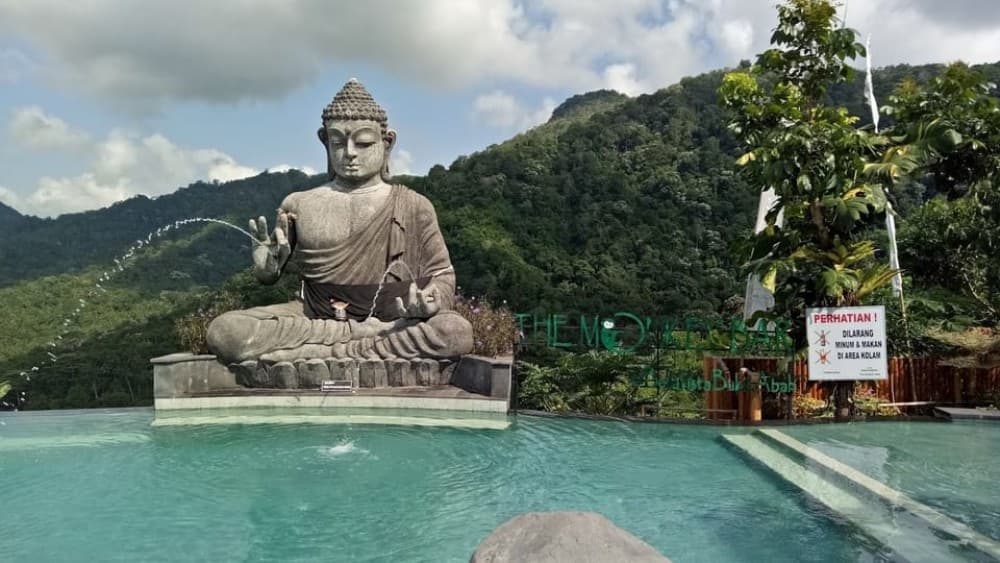 Bali: Ujung Water Palace, Candidasa and Sidemen Village Tour | ®ExcursionMania