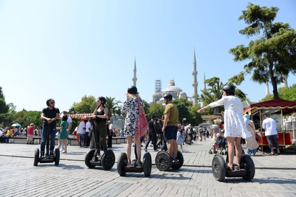 Istanbul: Istanbul: Segway Tour of the City | ®ExcursionMania