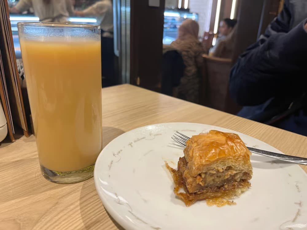 From Sarajevo to Umoljan, Bilici Lake & Bosnian Food Tasting | ®ExcursionMania