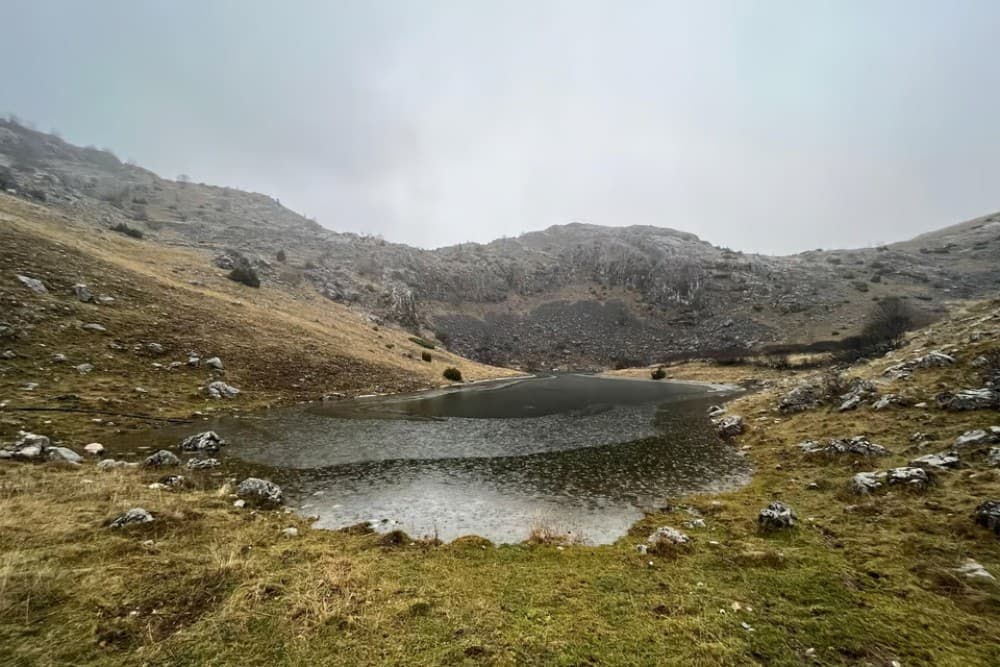 From Sarajevo to Umoljan, Bilici Lake & Bosnian Food Tasting | ®ExcursionMania