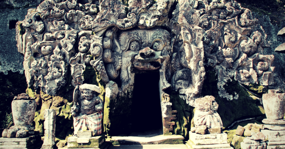 Bali: Goa Gajah, Tegenungan Waterfall & Neka Museum Day Tour | ®ExcursionMania