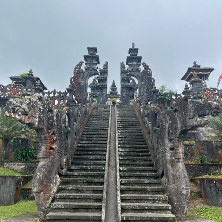 Bali: Besakih Mother Temple Guided Tour with Ticket | ®ExcursionMania