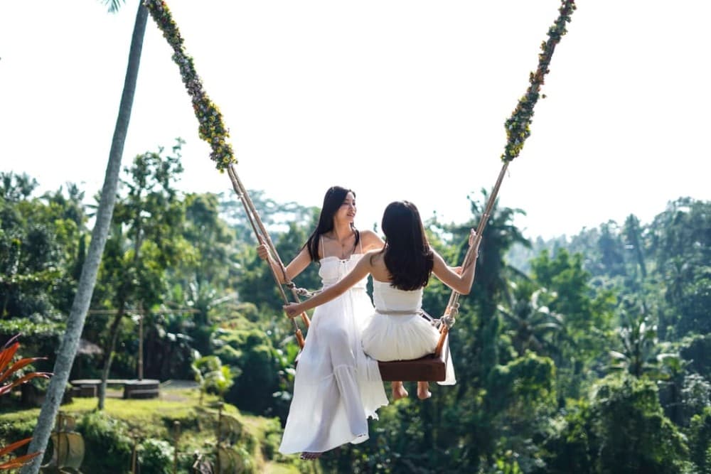 Bali: Leke-Leke Waterfall, Monkey Forest & Jungle Swing Tour | ®ExcursionMania