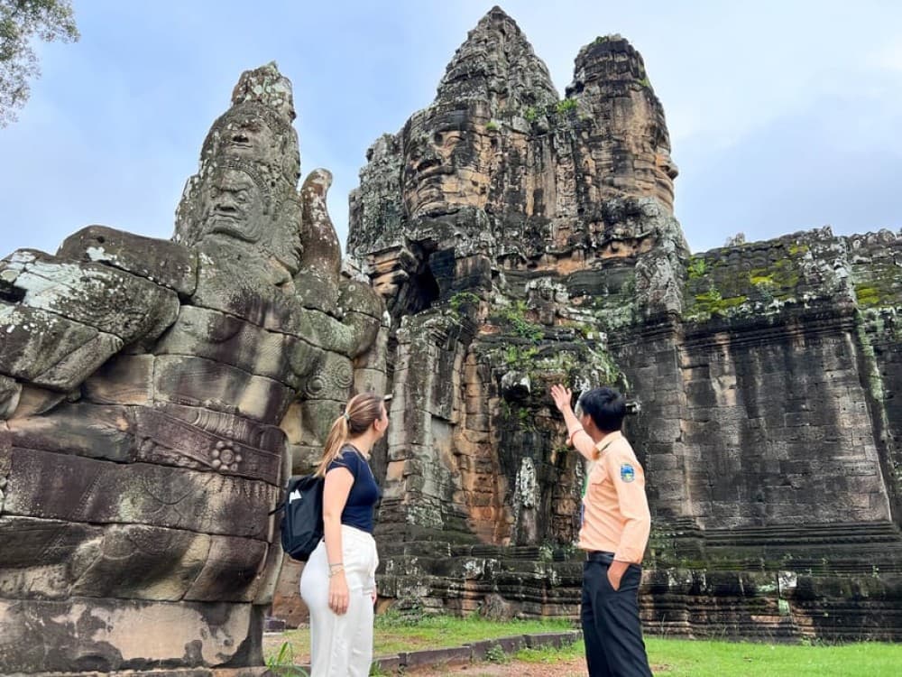 2-Day Angkor Small-Group Tour & Banteay Srei from Siem Reap | ®ExcursionMania