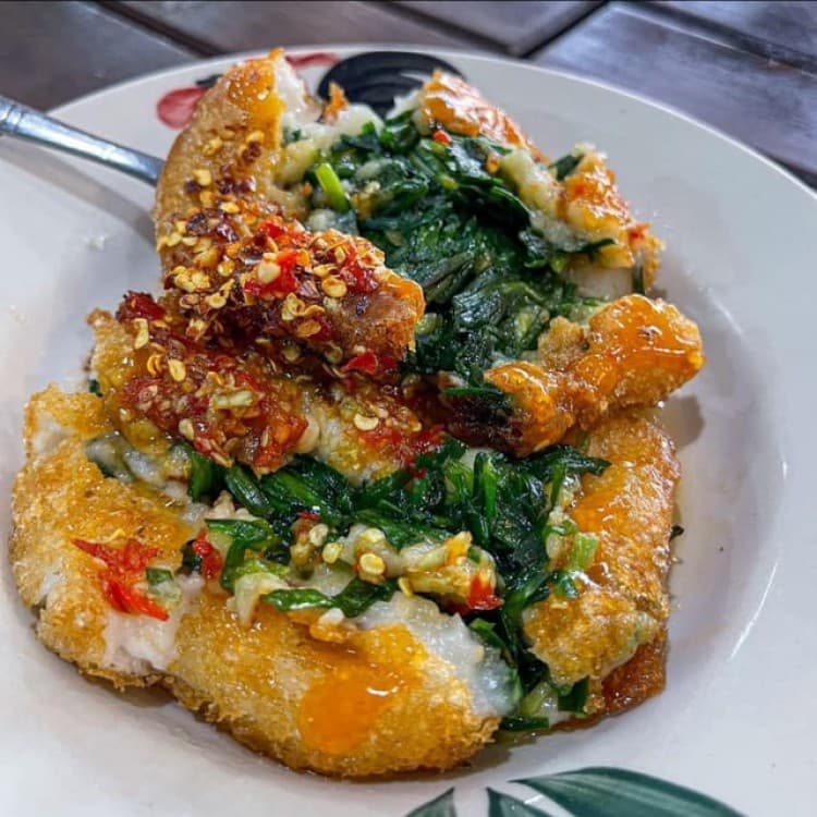Street Food Tour And Phare Circus With Tuk-Tuk Transfers | ®ExcursionMania