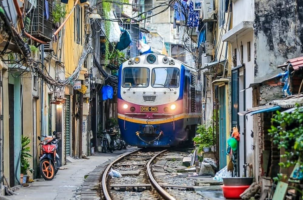 Hanoi: Guided Food Tour with Train Street Visit | ®ExcursionMania