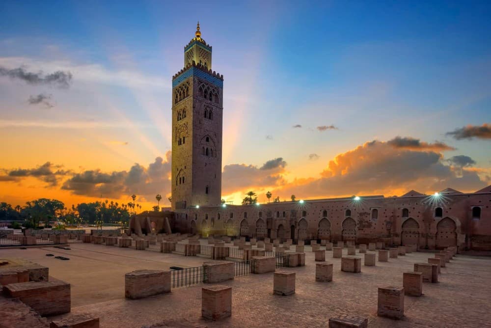 Marrakech: Bahia Palace, Saadian Tombs, & Koutoubia Mosque | ®ExcursionMania