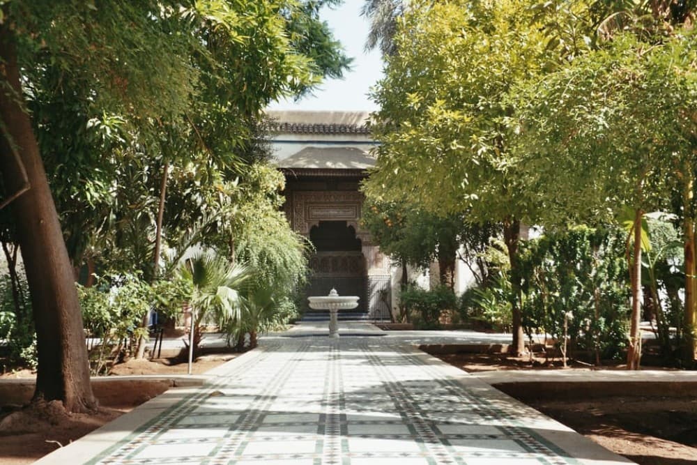 Marrakech: Bahia Palace, Saadian Tombs, & Koutoubia Mosque | ®ExcursionMania