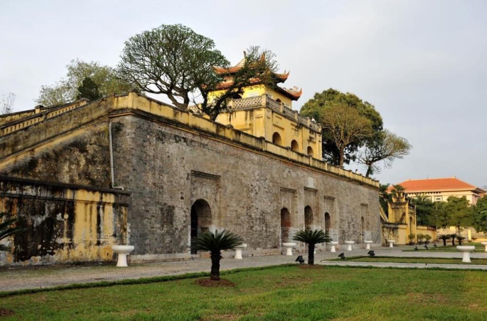 Hanoi: Sunset Highlights Tour With Ao Dai Costume | ®ExcursionMania