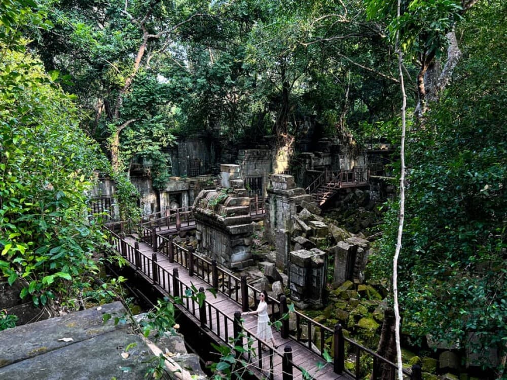 From Siem Reap: Beng Mealea & Tonle Sap Sunset Boat Cruise | ®ExcursionMania