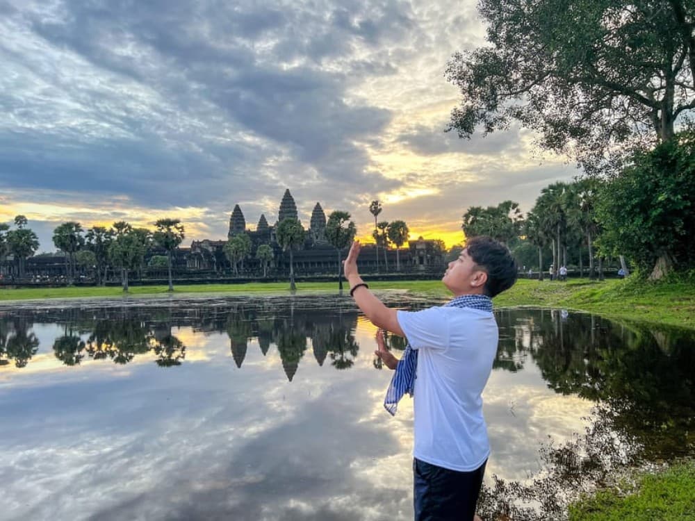 Siem Reap: Temple Tour with Angkor Wat Sunrise and Breakfast | ®ExcursionMania