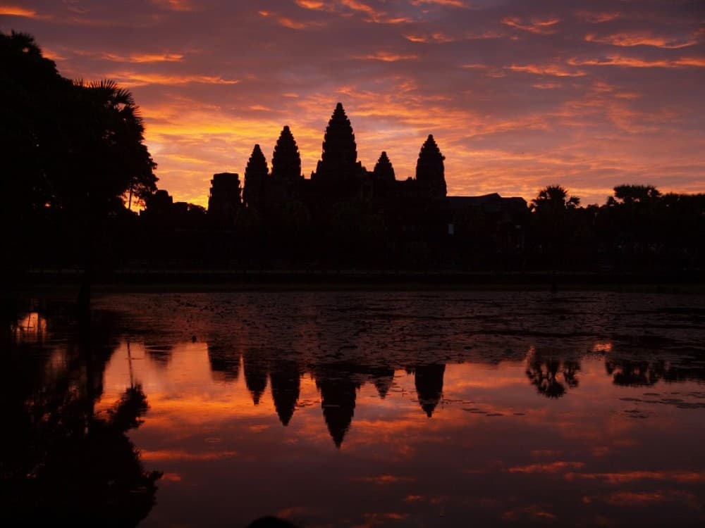 Siem Reap: Angkor Wat Sunrise And Market Tour By Jeep | ®ExcursionMania