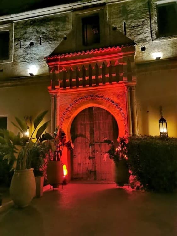 Marrakech: Guided Tour by Night | ®ExcursionMania