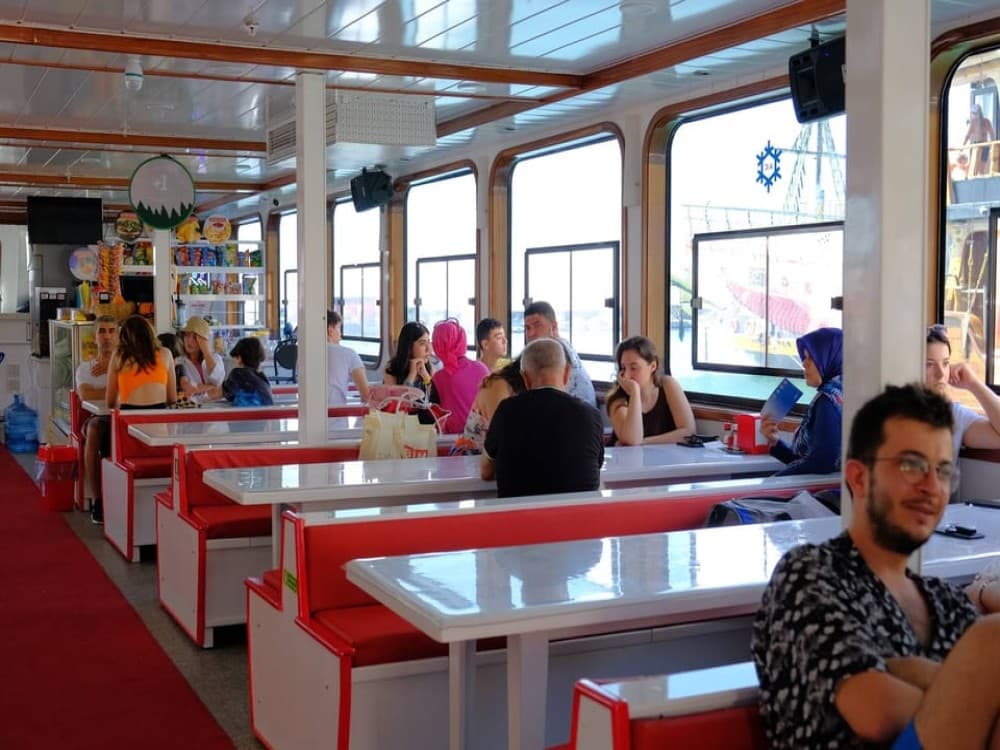 Alanya: Boat Tour with Unlimited Soft Drinks Lunch & Hotel Pickup | ®ExcursionMania