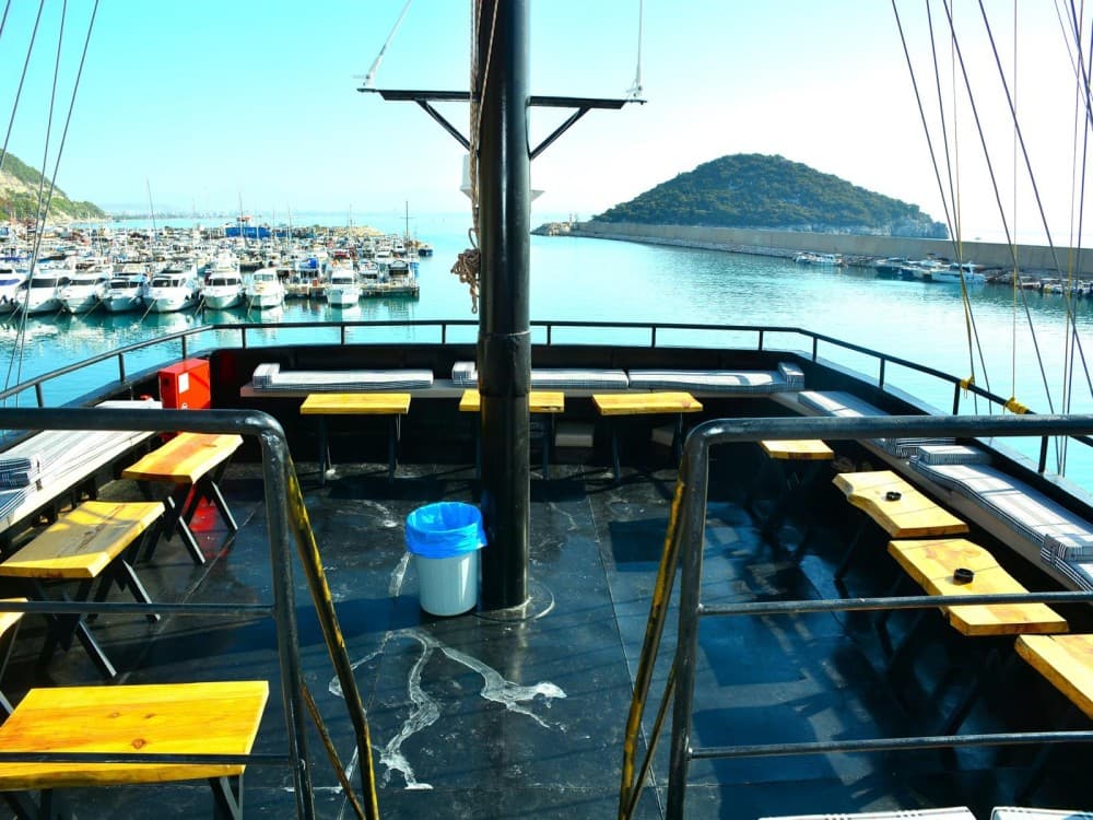 Pirate Boat Trip from Belek to Lara Beach | ®ExcursionMania